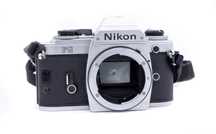 Aparat foto film Nikon FG