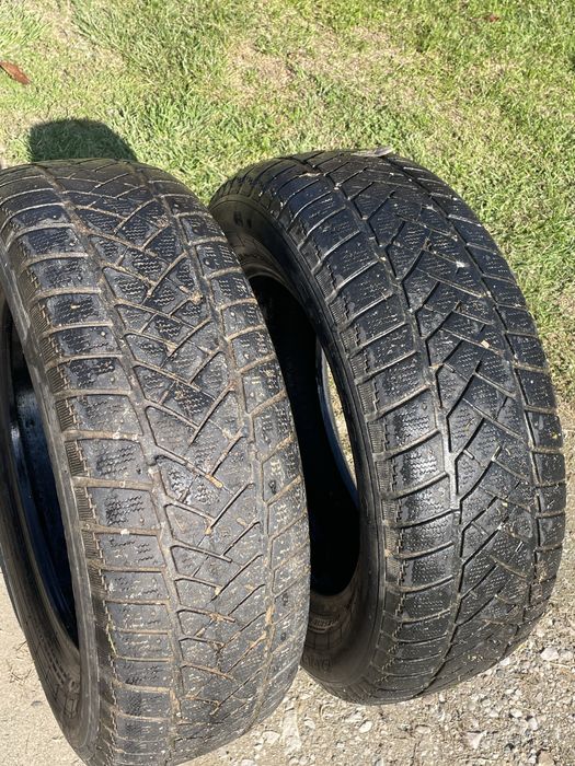 Vând doua cauciucuri 215/65 R16 C
