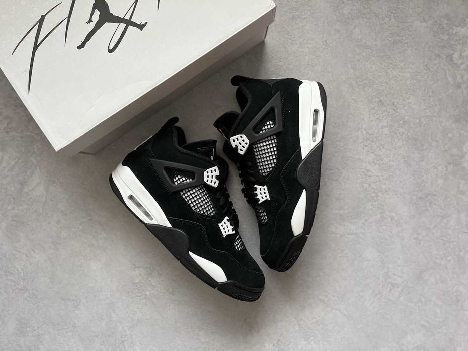 *LIVRARE GRATUITĂ* Jordan 4 White Thunder Ediție Limitată