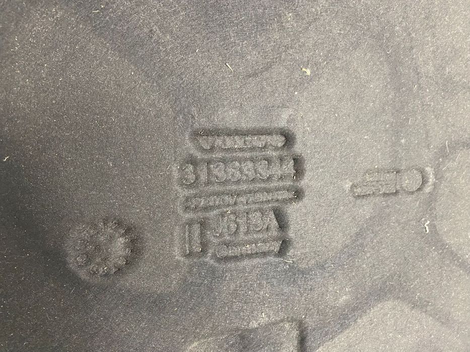 Capitonaj capota Volvo S90 V90 V90CC 2016+ 31383344