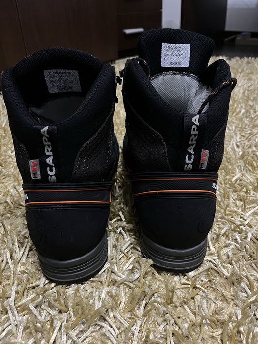 Bocanci Scarpa nr.45