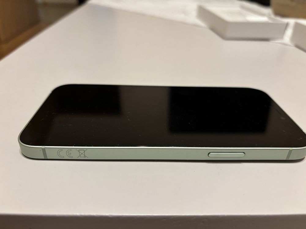 Iphone 12 64 G fullbox