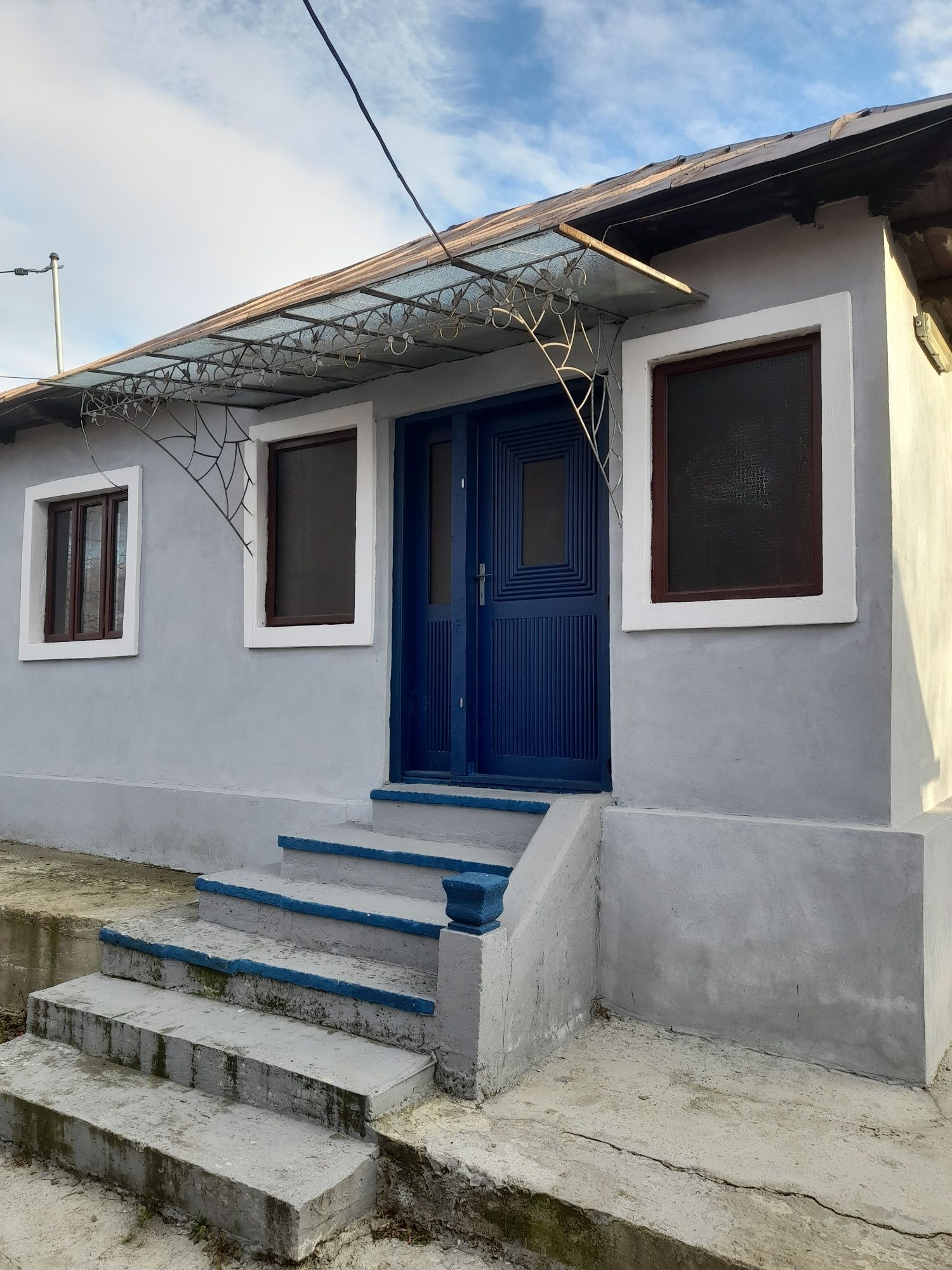 Casa de vanzare [de vacanță]