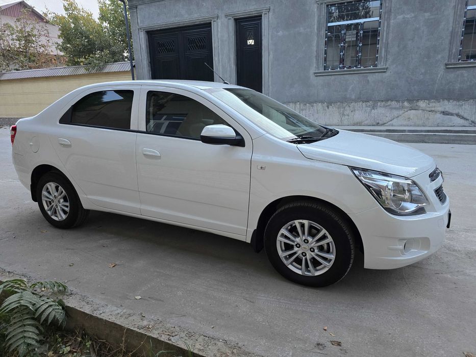 Срочно сотилади!