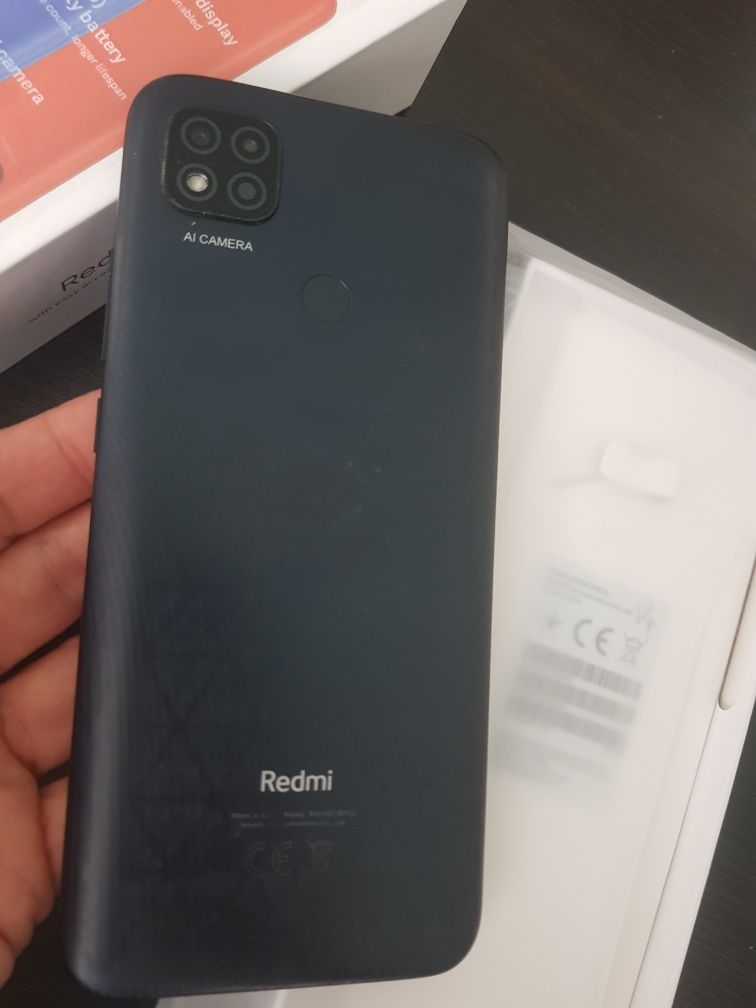 Телефон Redmi 9C NFC неработещ