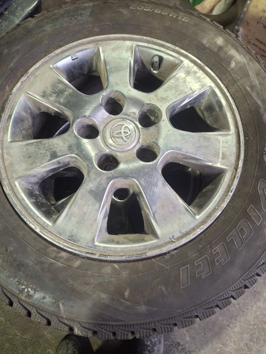 Продам диски р15 от таёты