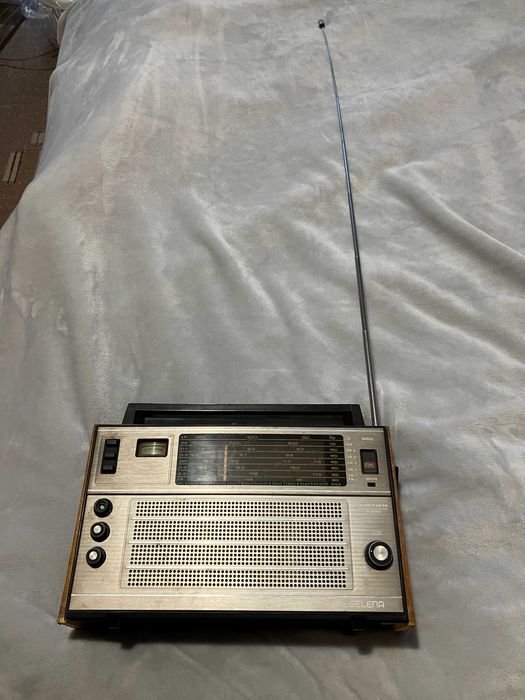Ретро Радио Selena