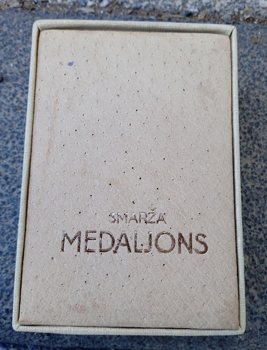 Духи Medaljons Дзинтарс Рига Винтаж