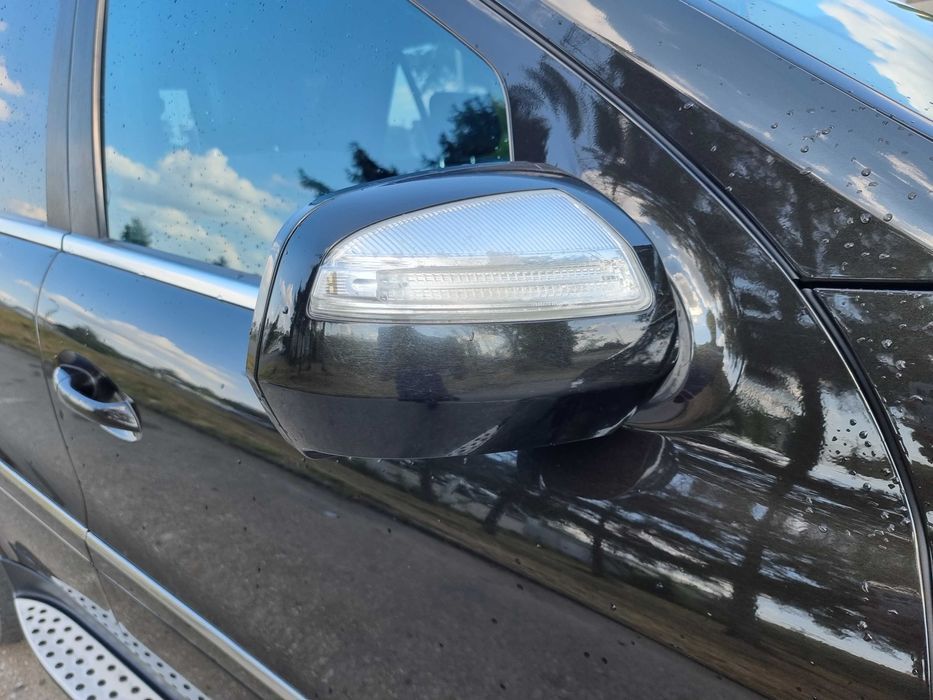 Dezmembrez Mercedes ML W164 Facelift ML320 ML350 ML500 ML420