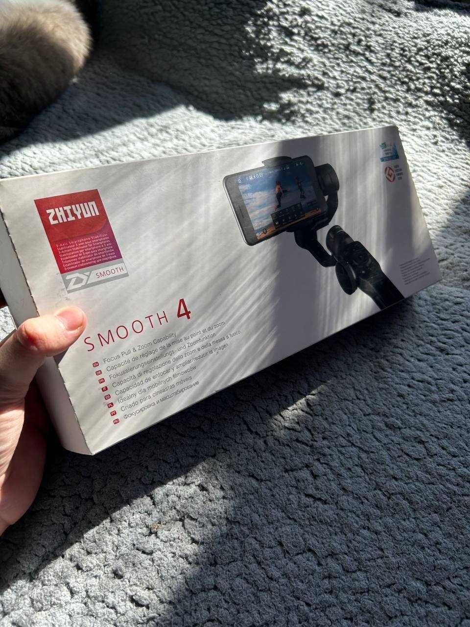 Стабилизатор Zhiyun Smooth 4 Черный