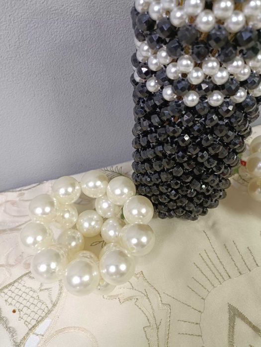 Декоративные  интерьерные вазы и подсвечники