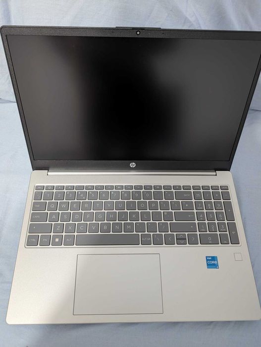Laptop 15" HP Intel I3-N305 8GB RAM, 256 GB SSD Windows 11 Home