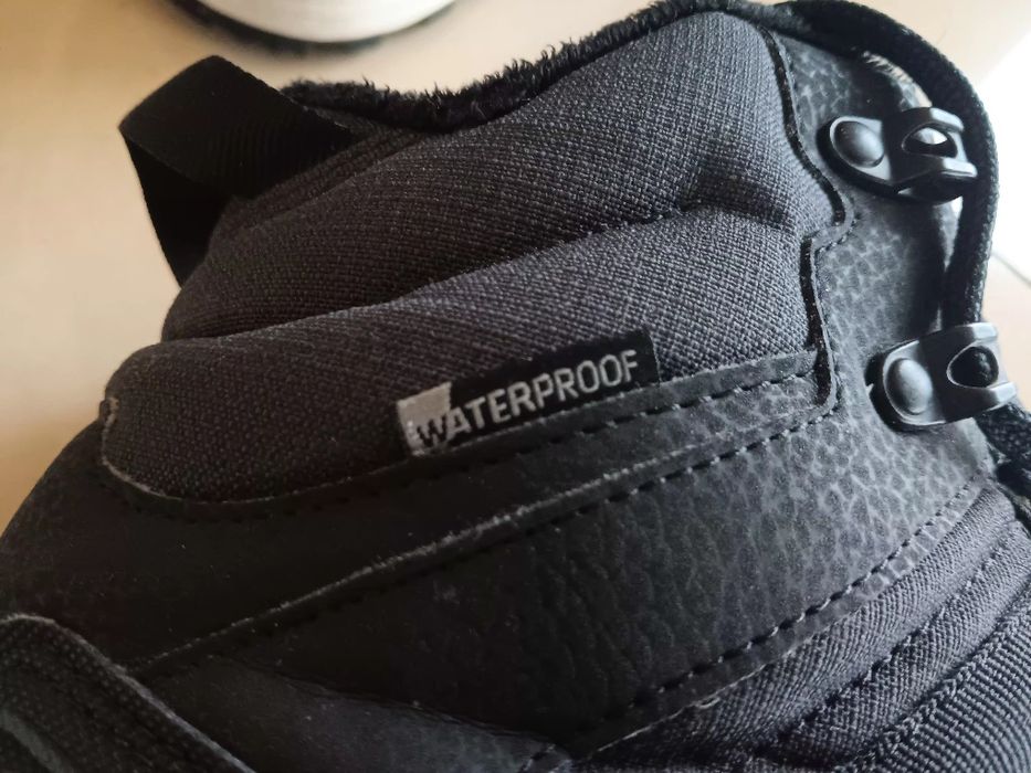 Зимни мъжки обувки QUECHUA