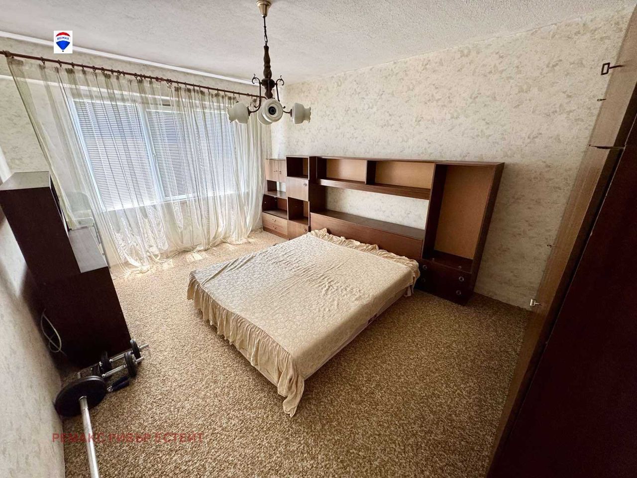 Продава се Тристаен апартамент в Русе, Чародейка - Юг - 82 кв.м за 4 €/кв.м - Снимка #10