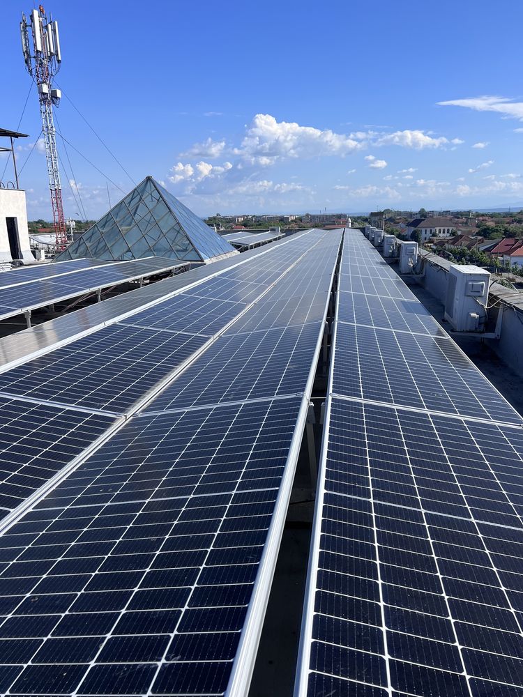Montaj profesional panouri foto-voltaice