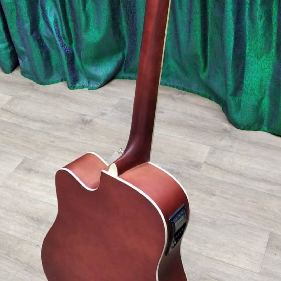 Полуаккустическая гитара 41 дюйм!