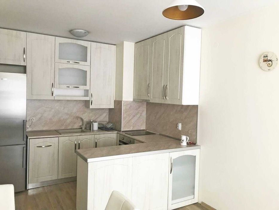 Тристаен Апартамент в Центъра