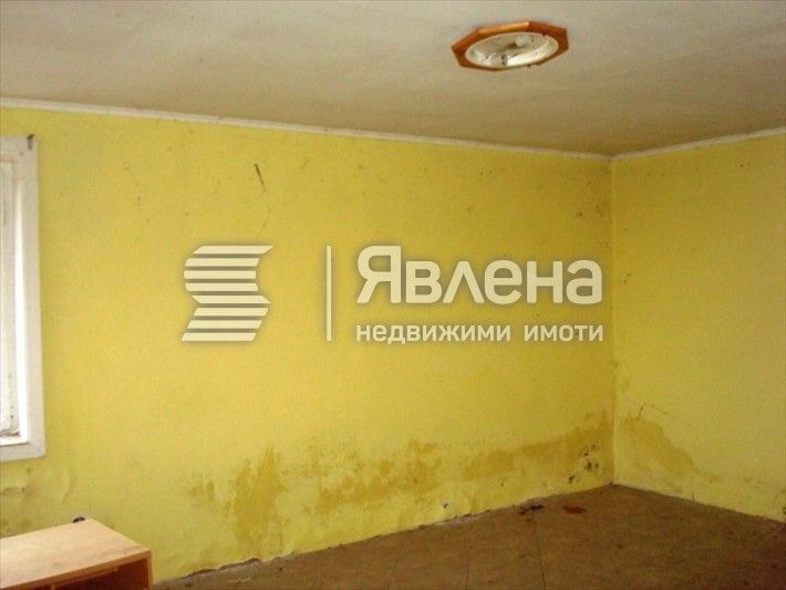 Продава се Къща в с. Маломир, Област Ямбол - 190 кв.м за 58 €/кв.м - Снимка #9