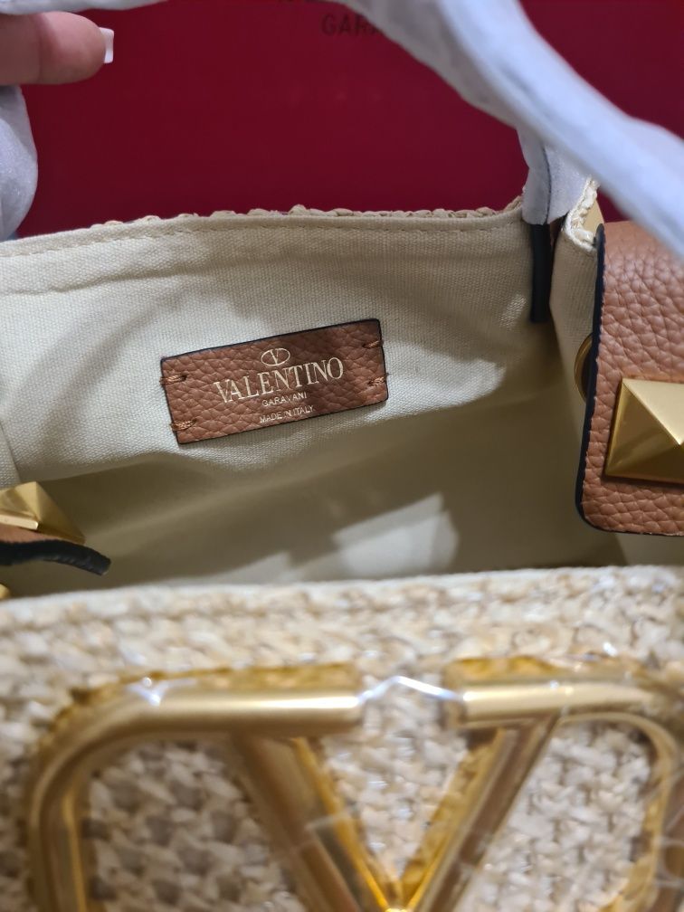 Poseta Valentino Garavani Bag - small/premium/full pack