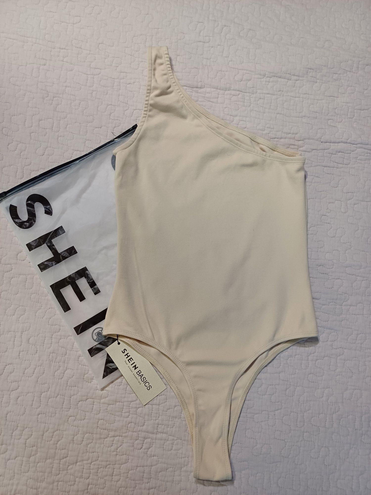 Боди Shein, M размер