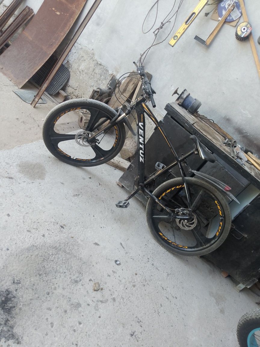 Velosipetlar sotiladi