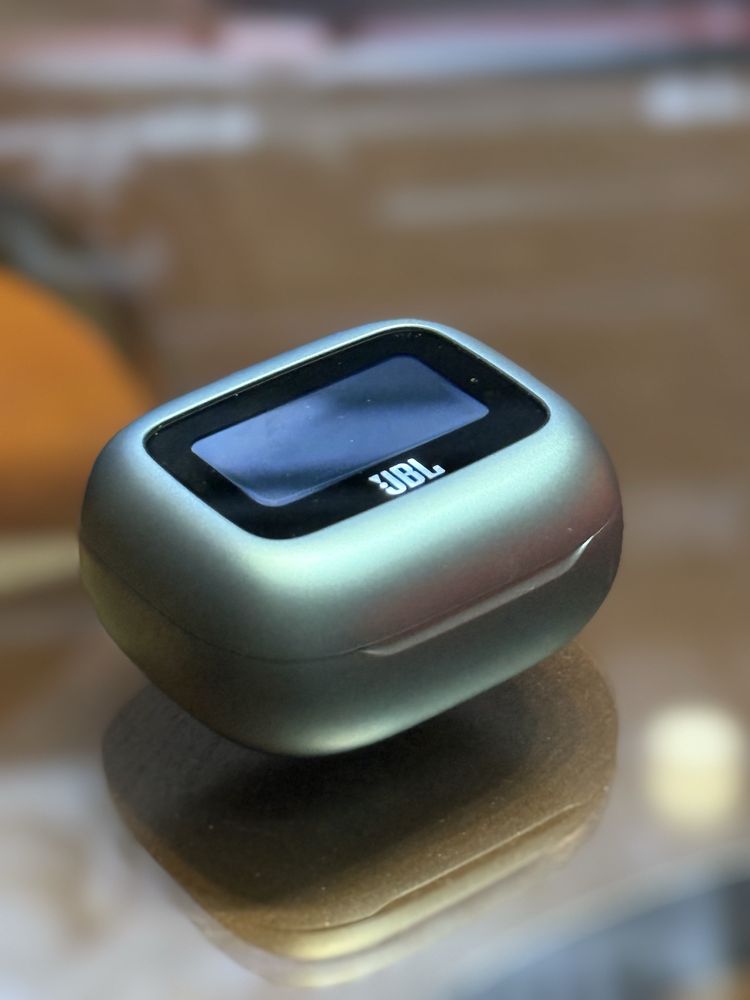 JBL Live Beam 3.