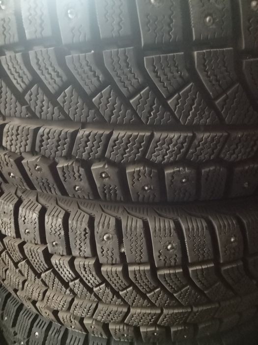 Пара шин на 14 зимние
