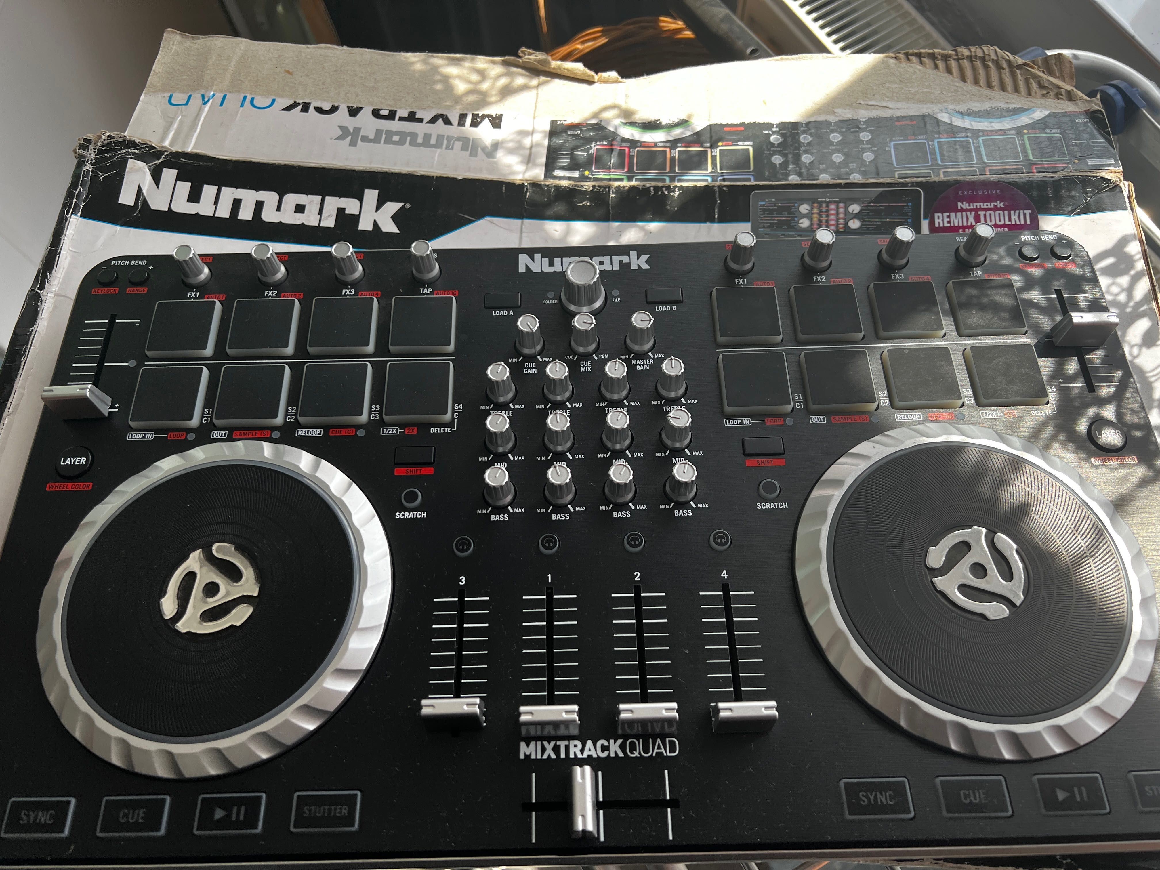 Controler DJ Numark