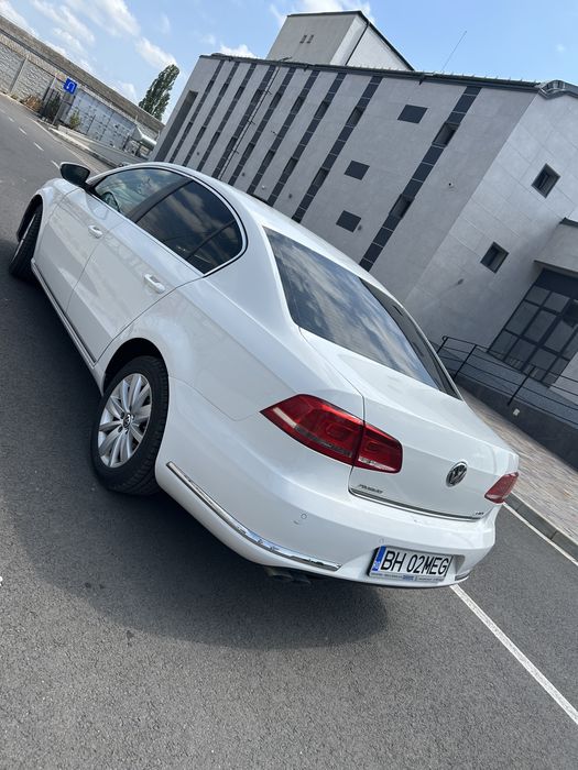 Volkswagen Passat b7  2.0 TDI BlueMotion  2013