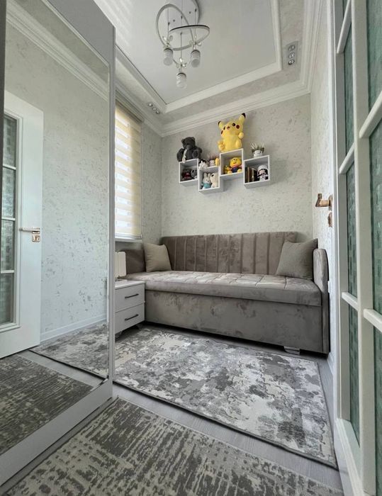 Чиланзар 11 квартал 2в3/2/4 , Разделная квартира балкон 1,5х3 упаковка