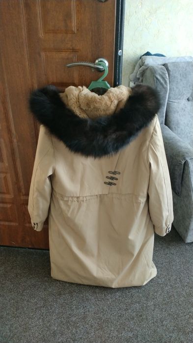 Парка новая,продам