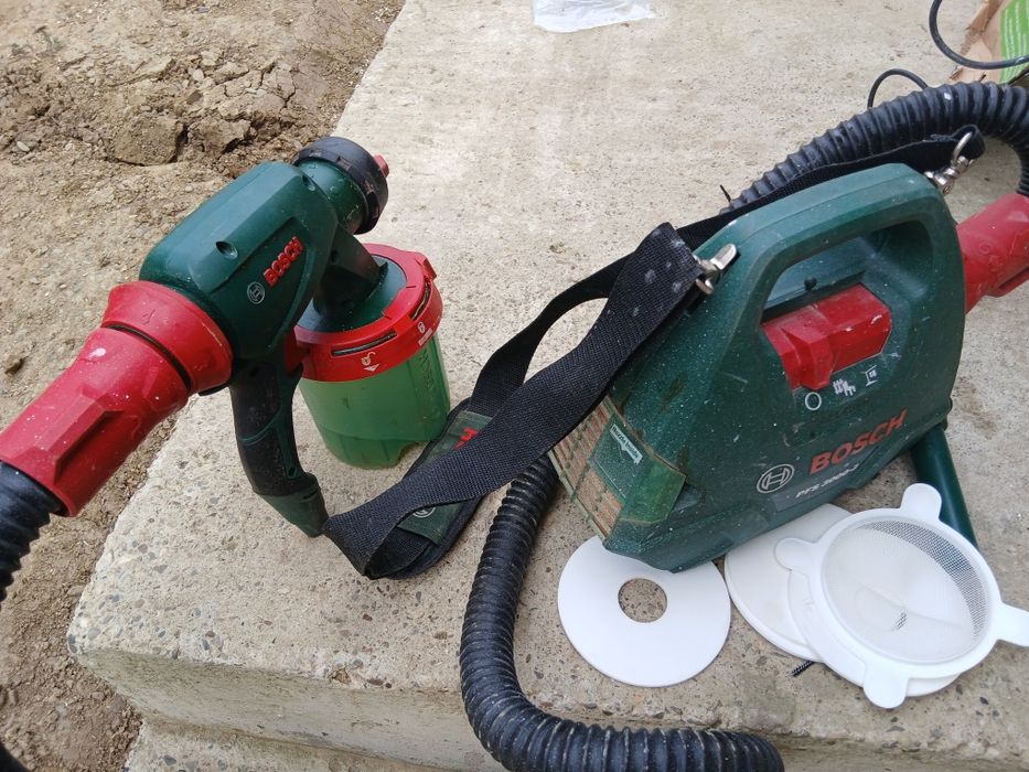 Vând pistol de vopsit boch