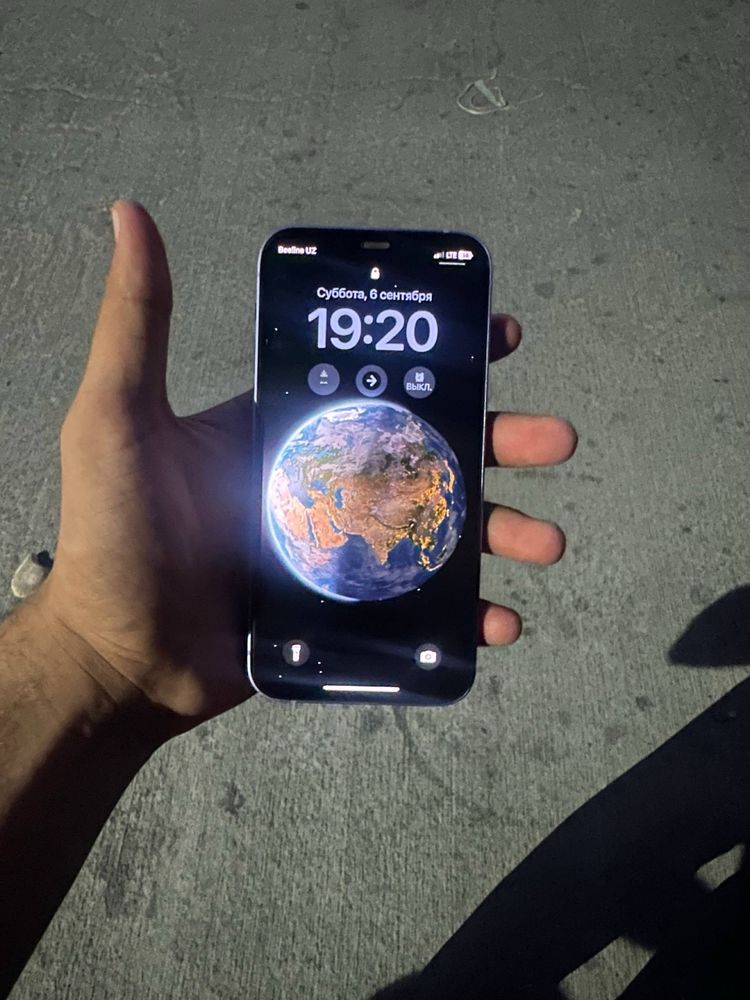 IPhone 12 srochni sotiladi