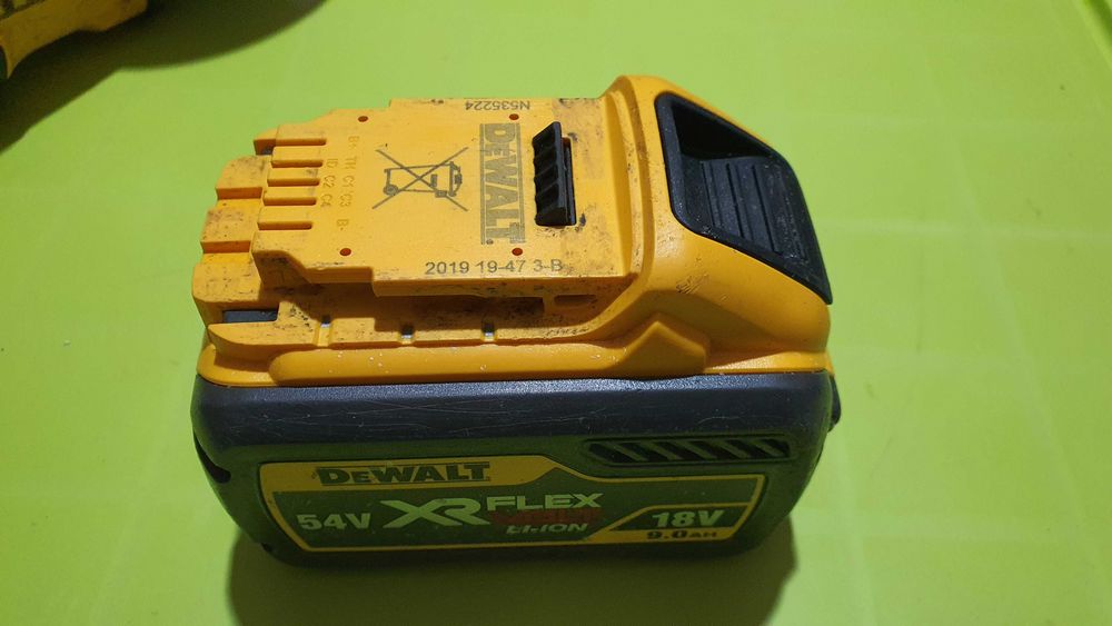 батерия DeWalt FlexVolt 9Ah