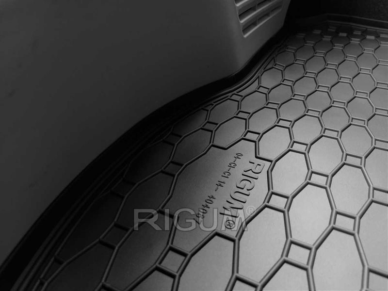 Гумени стелки или багажник PEUGEOT 108 , CITROEN C1 II след 2014 г.