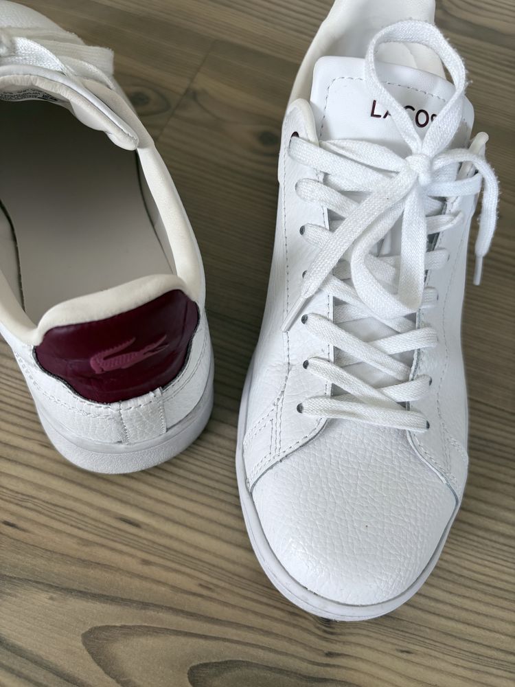 Кожени спортни обувки Lacoste Carnaby Pro Leather