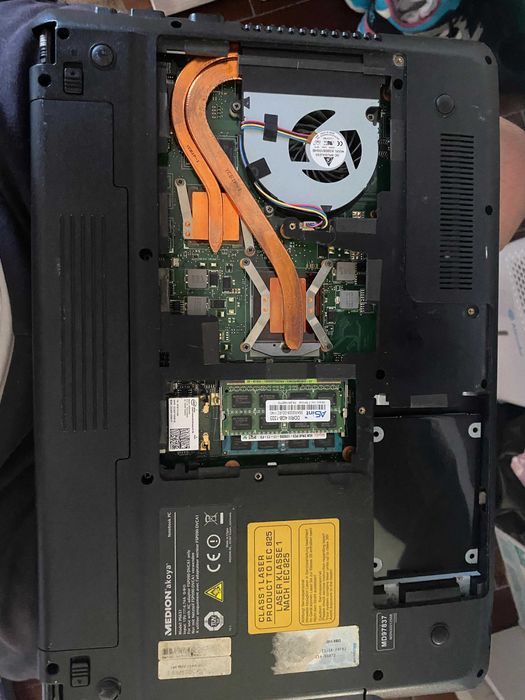 Vand Laptop Medion Akoya P6631 Defecte