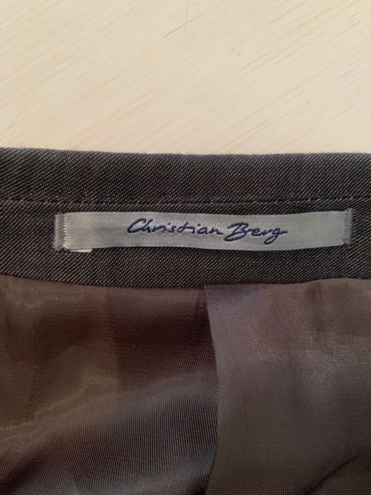 Christian Berg sacou lana si matase