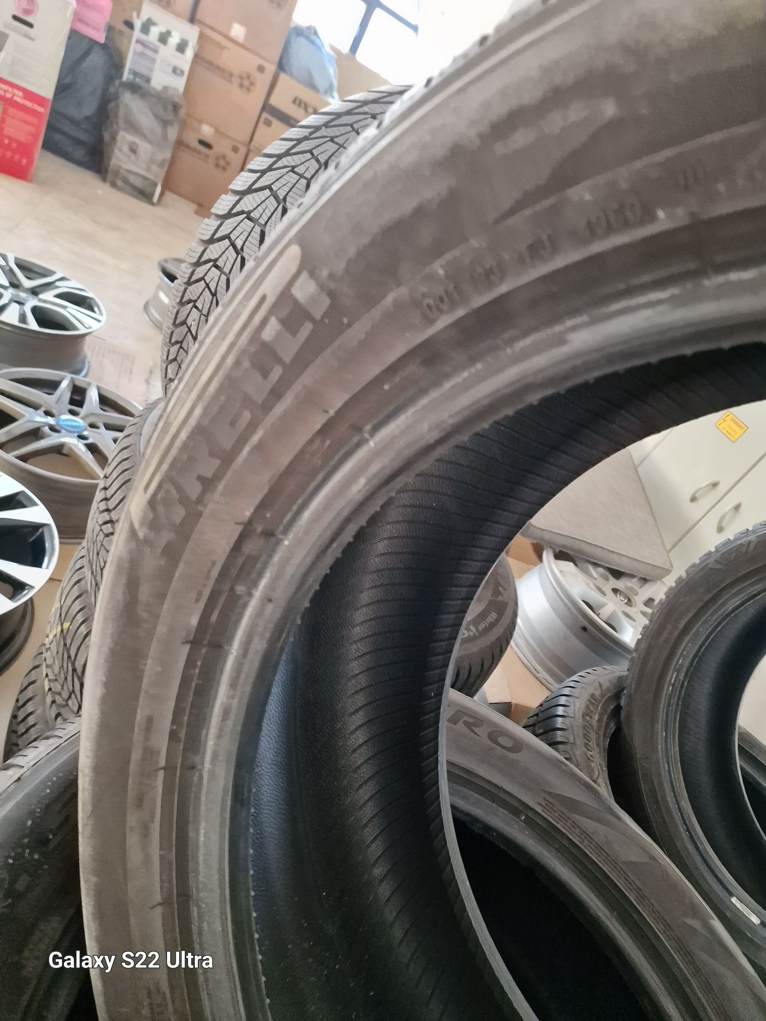 295 40 22 Pirelli внос от Германия Замъка Ямбол
