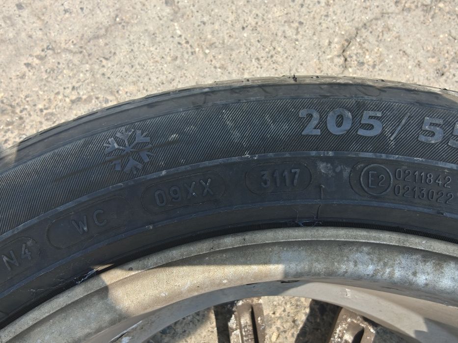 Jantele aliaj 16 toli ,5x110,7j,cu anvelope de iarna 205/55/16 dot 17