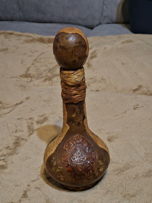 Sticla Vintage Cu piele Ornamente Decantor Vintage