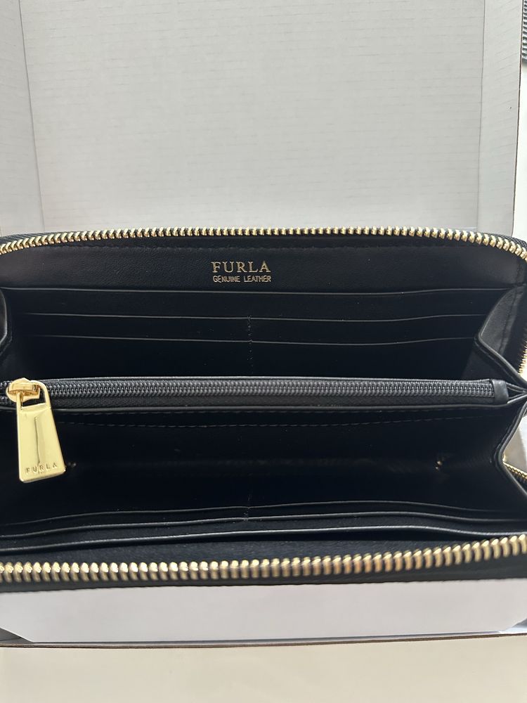 Дамски портмонета FURLA. Различни видове