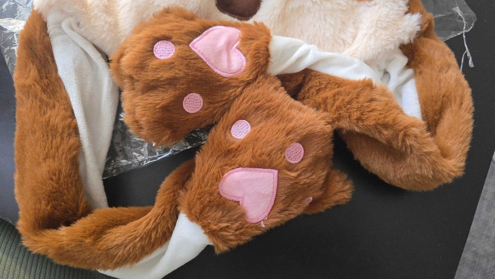 Caciula adulti si copii, cu urechi miscatoare