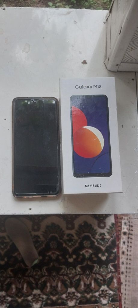 Samsung M 12 sotiladi