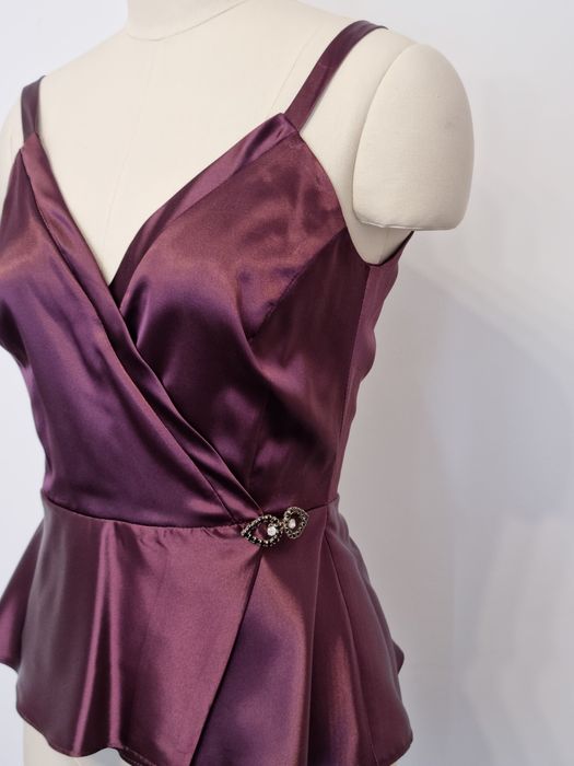 Продавам бутиков топ- размер S