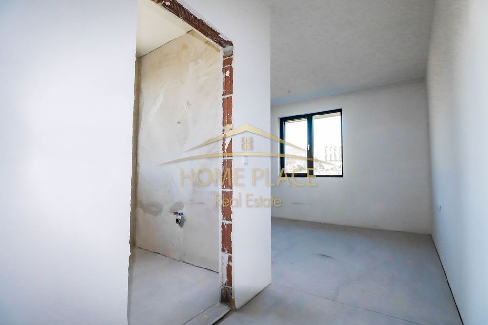 Продава се Тристаен апартамент в Варна, Бриз - 203 кв.м за 2092 €/кв.м - Снимка #6