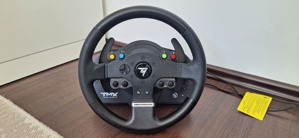 Volan Thrustmaster TMX Force Feedback