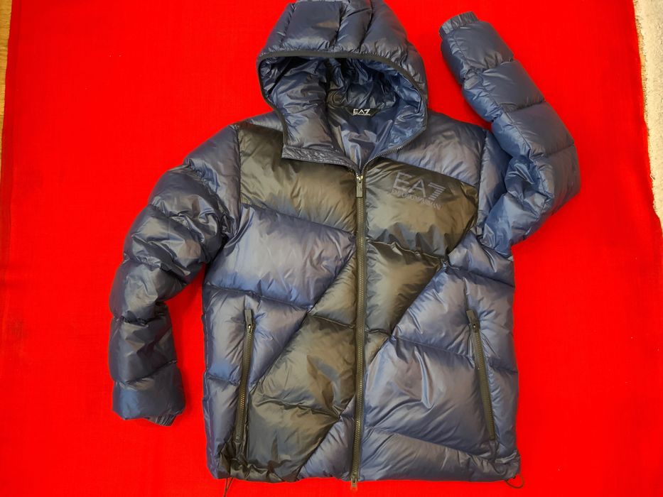 Emporio Armani-оригинално пухено яке 52л