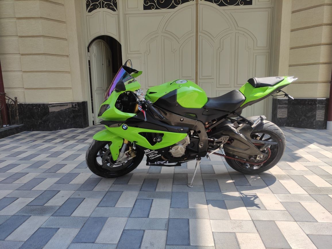 Продам мотоцикл BMW S1000RR
