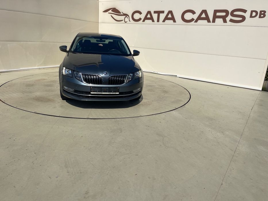 Skoda Octavia Skoda Octavia 1.8TSI, 180CP, DSG, CarPlay, Comenzi volan, Pilot